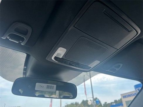 New 2025 Honda Pilot Sport image 19