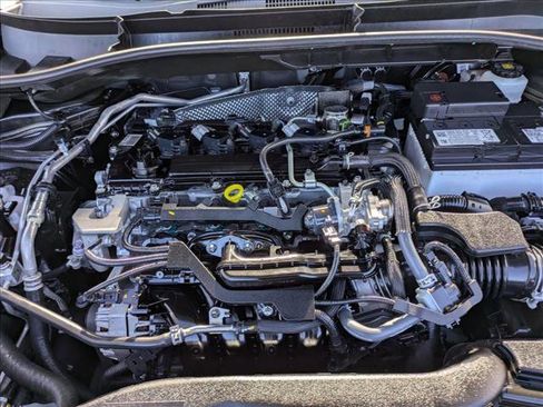 Certified 2024 Toyota Corolla Cross LE image 22