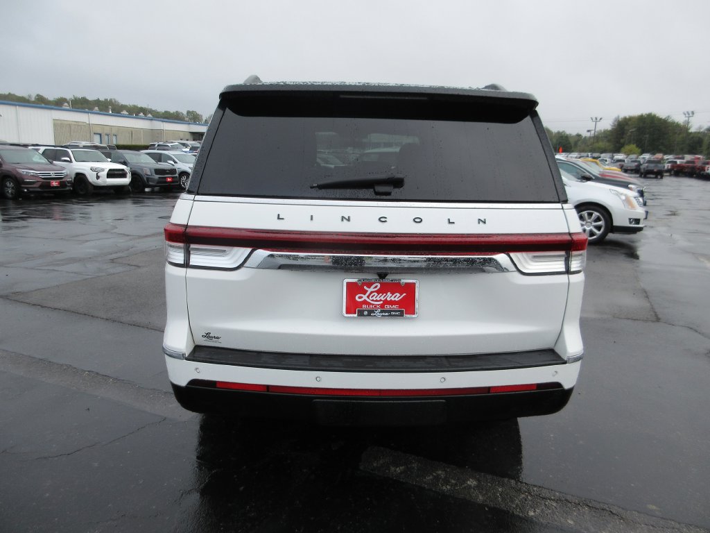 Used 2022 Lincoln Navigator Black Label AWD/4WD image 6