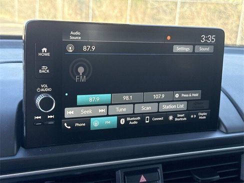 Certified 2025 Honda Pilot EX-L image 17