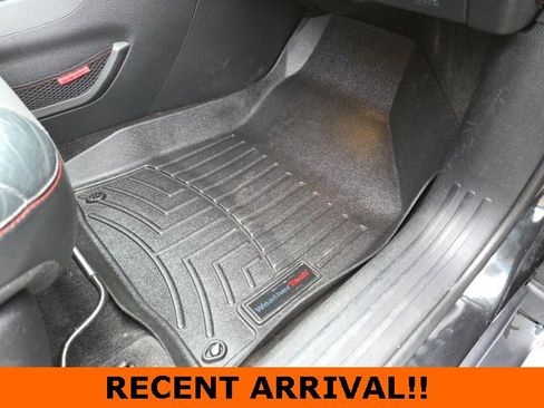 Used 2015 Jeep Cherokee Trailhawk w/ Cold Weather Group image 12
