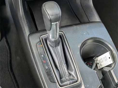 Used 2024 Honda Civic Sport image 28