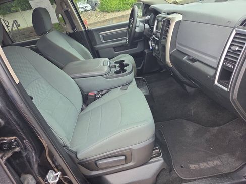 Used 2015 RAM 2500 SLT AWD/4WD image 27
