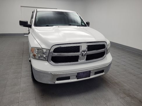 Used 2020 RAM 1500 Classic SLT w/ Luxury Group RWD image 14