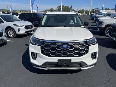 New 2026 Ford Explorer Platinum AWD/4WD image 2