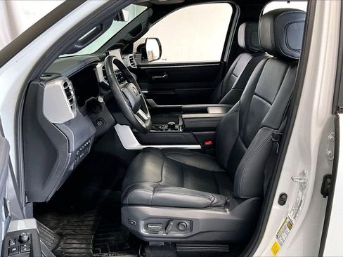 Used 2024 Toyota Tundra Platinum image 15