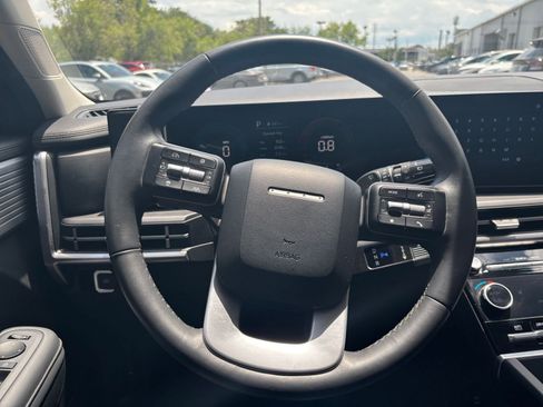 Used 2025 Hyundai Santa Fe SEL FWD image 29