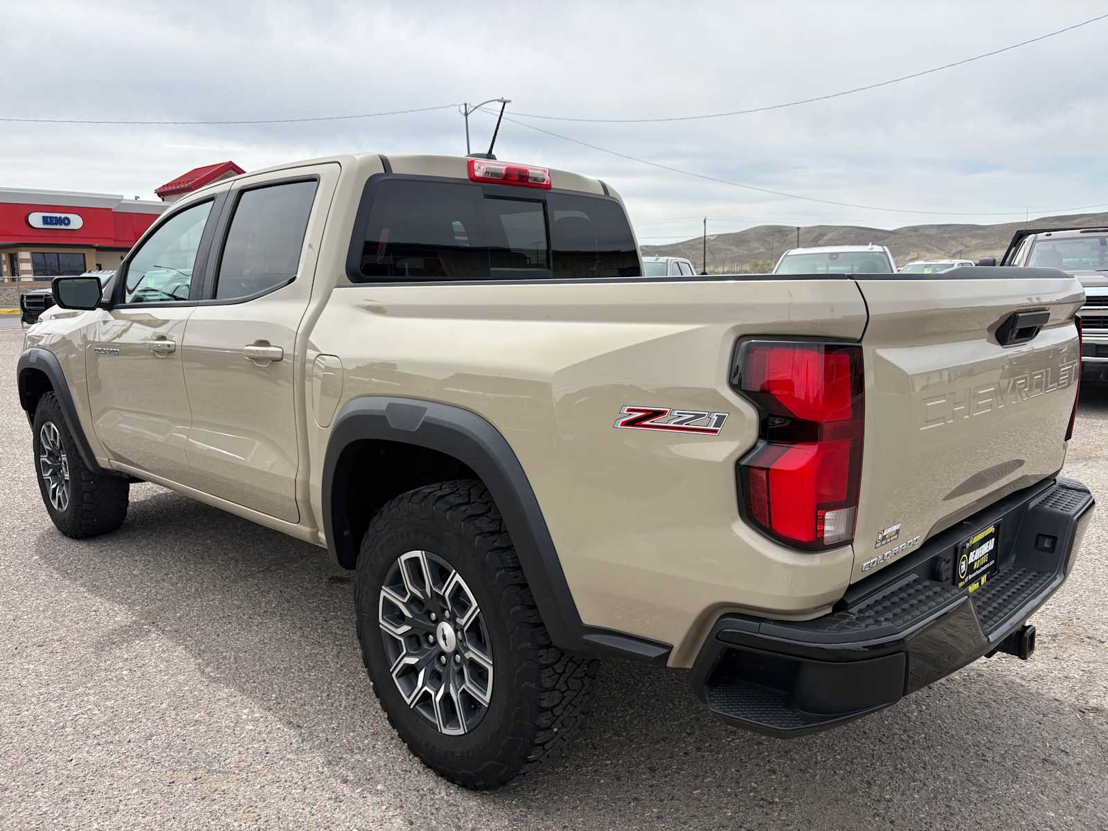 Used 2024 Chevrolet Colorado Z71 w/ Z71 Convenience Package 2 AWD/4WD image 8
