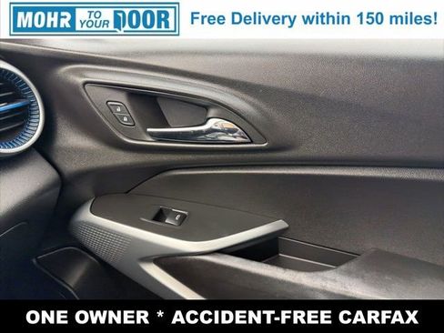 Used 2024 Chevrolet Trax LS image 25