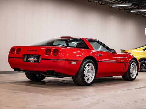 Used 1990 Chevrolet Corvette ZR-1 RWD image 37