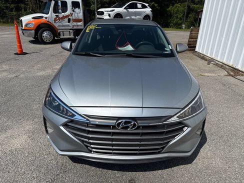 Used 2020 Hyundai Elantra SEL w/ Cargo Package (C1) FWD image 3