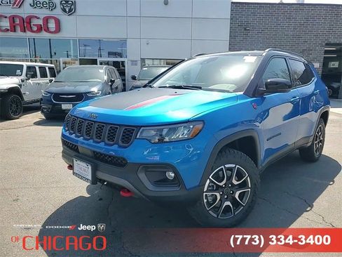 New 2025 Jeep Compass Trailhawk image 11