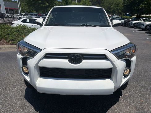 Certified 2020 Toyota 4Runner SR5 RWD image 3