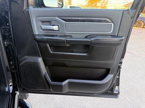 Used 2019 RAM 2500 Big Horn w/ Towing Technology Group image 28