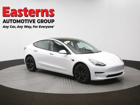 Used 2023 Tesla Model 3 Standard Range RWD image 44