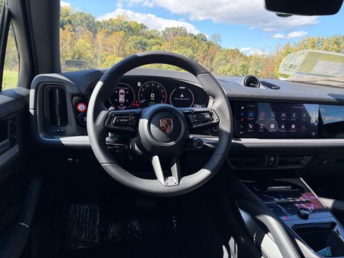 New 2026 Porsche Cayenne E-Hybrid image 12