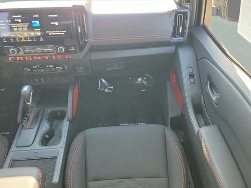 New 2026 Nissan Frontier Pro-X w/ Pro-X Convenience Package RWD image 12