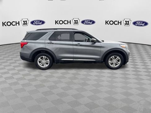 Used 2024 Ford Explorer XLT w/ Equipment Group 202A AWD/4WD image 9