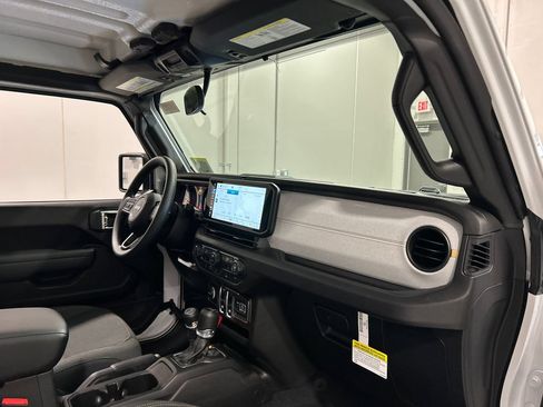 New 2026 Jeep Wrangler Sport AWD/4WD image 30