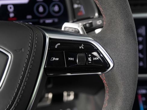 Used 2025 Audi RS 6 performance AWD/4WD image 21