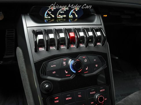 Used 2015 Lamborghini Huracan LP 610-4 image 13