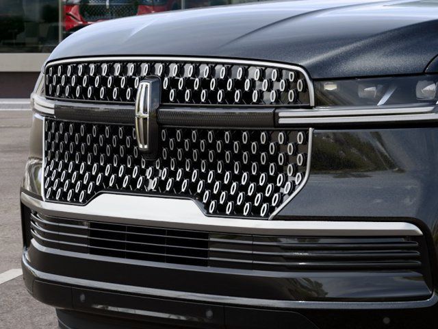 New 2027 Lincoln Navigator Reserve AWD/4WD image 18