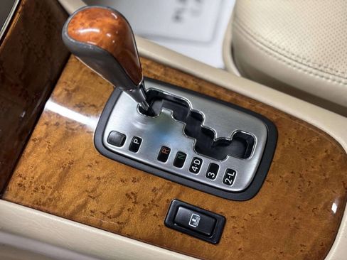 Used 2005 Lexus ES 330 FWD image 32