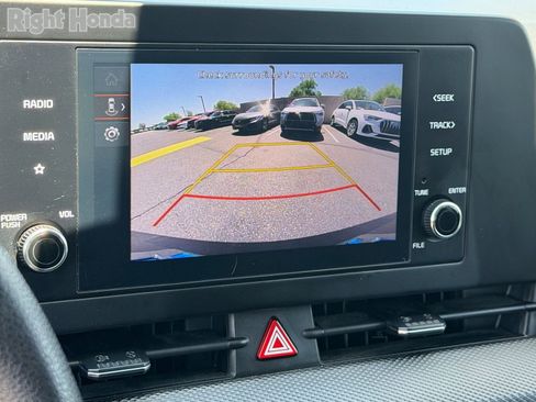 Used 2024 Kia Sportage LX AWD/4WD image 28