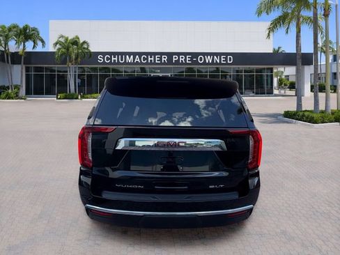 Certified 2023 GMC Yukon XL SLT w/ SLT Premium Package AWD/4WD image 6