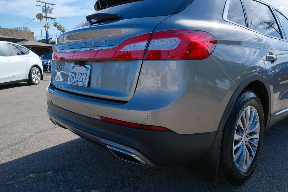Used 2016 Lincoln MKX Select w/ Select Plus Package FWD image 43