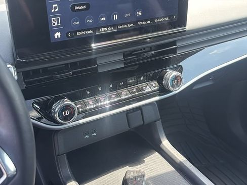 Used 2024 Honda Prologue Touring image 21