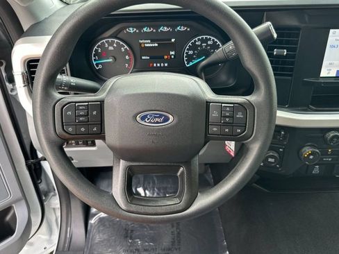 Used 2025 Ford F350 XLT w/ 360-Degree Camera Package AWD/4WD image 17