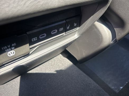 New 2026 Jeep Grand Cherokee Limited AWD/4WD image 6