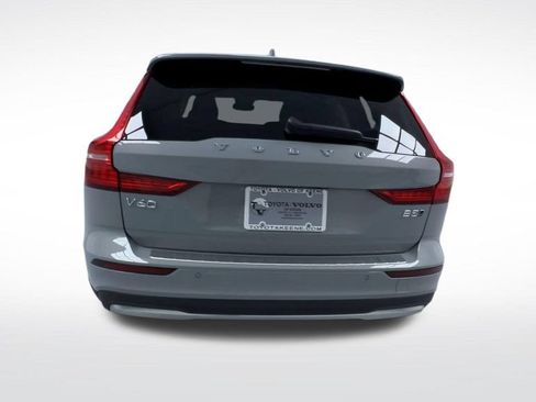 Used 2026 Volvo V60 B5 Cross Country Plus w/ Protection Package Premier AWD/4WD image 24