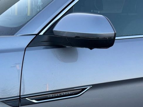 New 2026 Volkswagen Atlas Cross Sport SEL Premium R-Line image 12