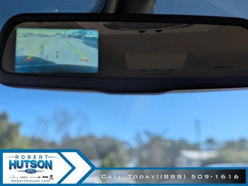 Used 2020 Dodge Journey SE w/ SE Popular Equipment Group image 25