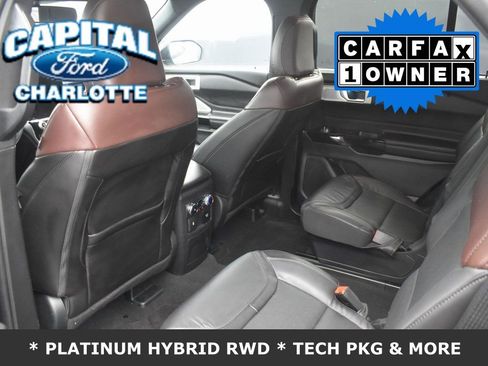 Used 2023 Ford Explorer Platinum w/ Technology Package image 14