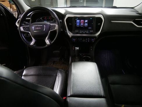 Used 2018 GMC Acadia SLT image 20