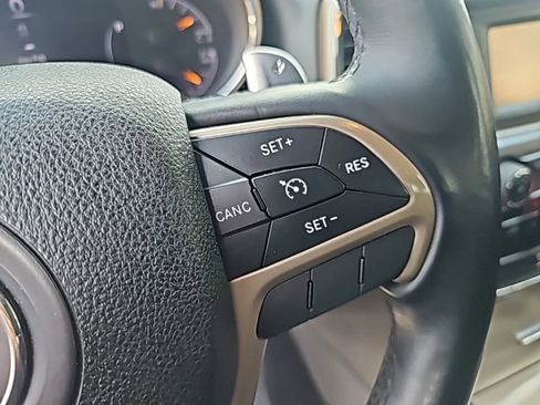 Used 2014 Jeep Grand Cherokee Laredo image 20