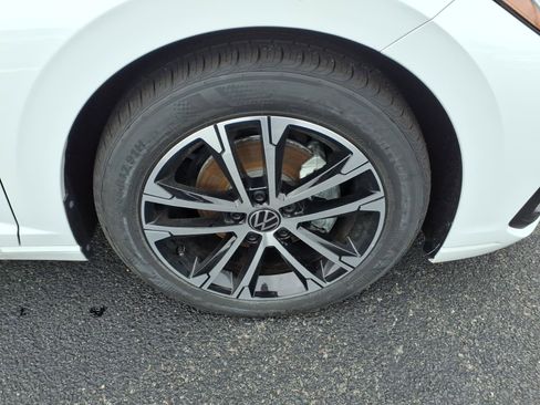 New 2026 Volkswagen Jetta Sport FWD image 5