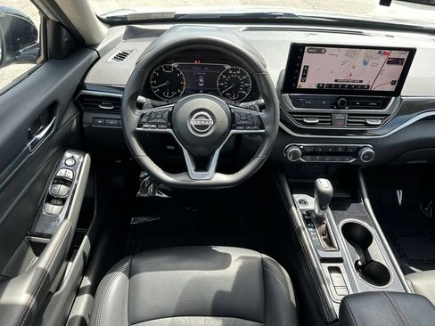 Used 2024 Nissan Altima 2.5 SR w/ SR Premium Package AWD/4WD image 14