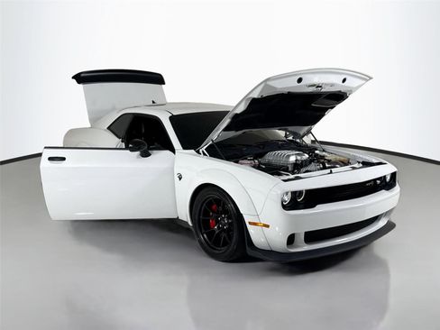 Used 2021 Dodge Challenger SRT Hellcat Redeye image 36