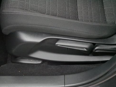 Certified 2023 Honda HR-V LX image 20