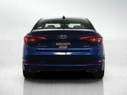 Used 2017 Hyundai Sonata Sport image 4
