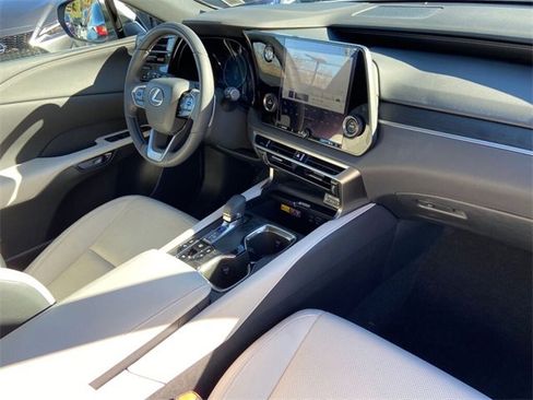 Used 2023 Lexus RX 350 Premium image 26