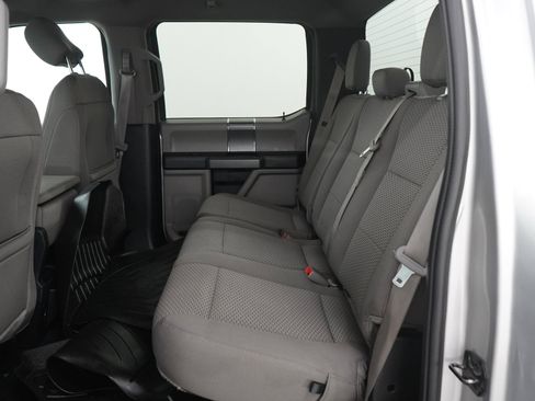 Used 2019 Ford F150 XLT w/ Equipment Group 302A Luxury AWD/4WD image 16