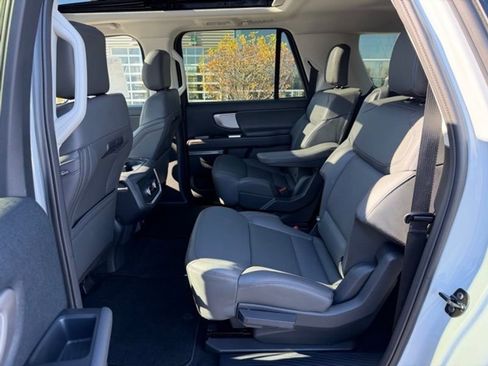 New 2025 Ford Expedition Max Active image 22