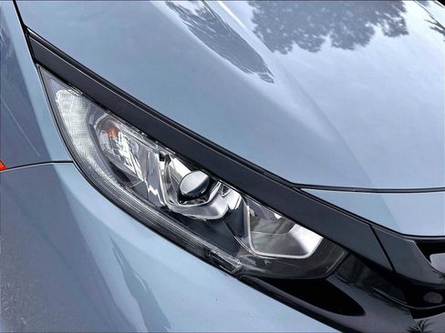 Used 2018 Honda Civic Sport image 29