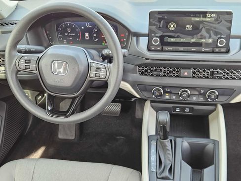 Certified 2025 Honda Accord LX image 24