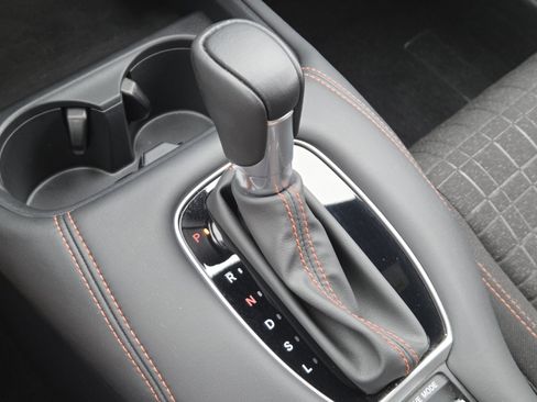Used 2025 Honda HR-V Sport image 31